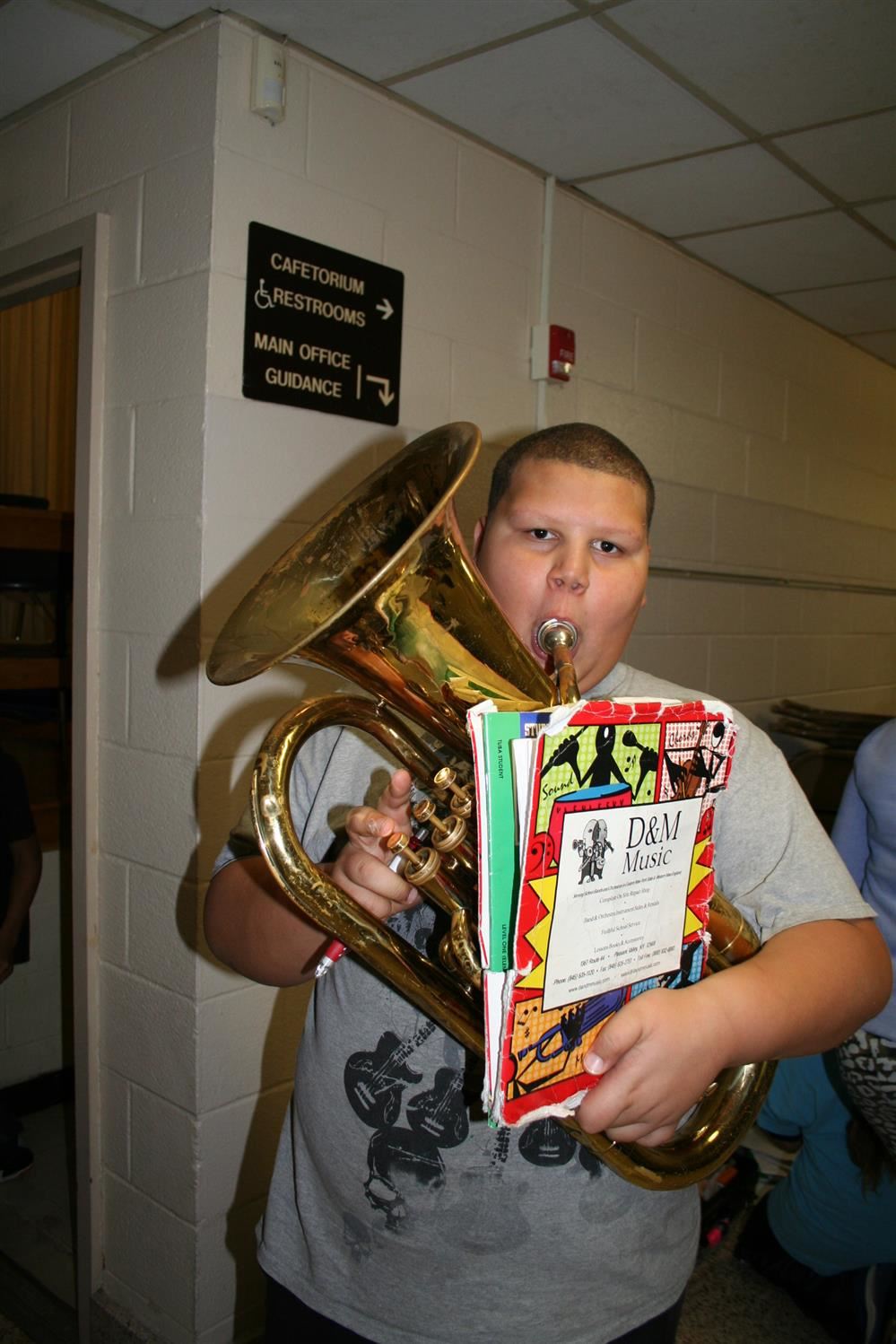  Tuba